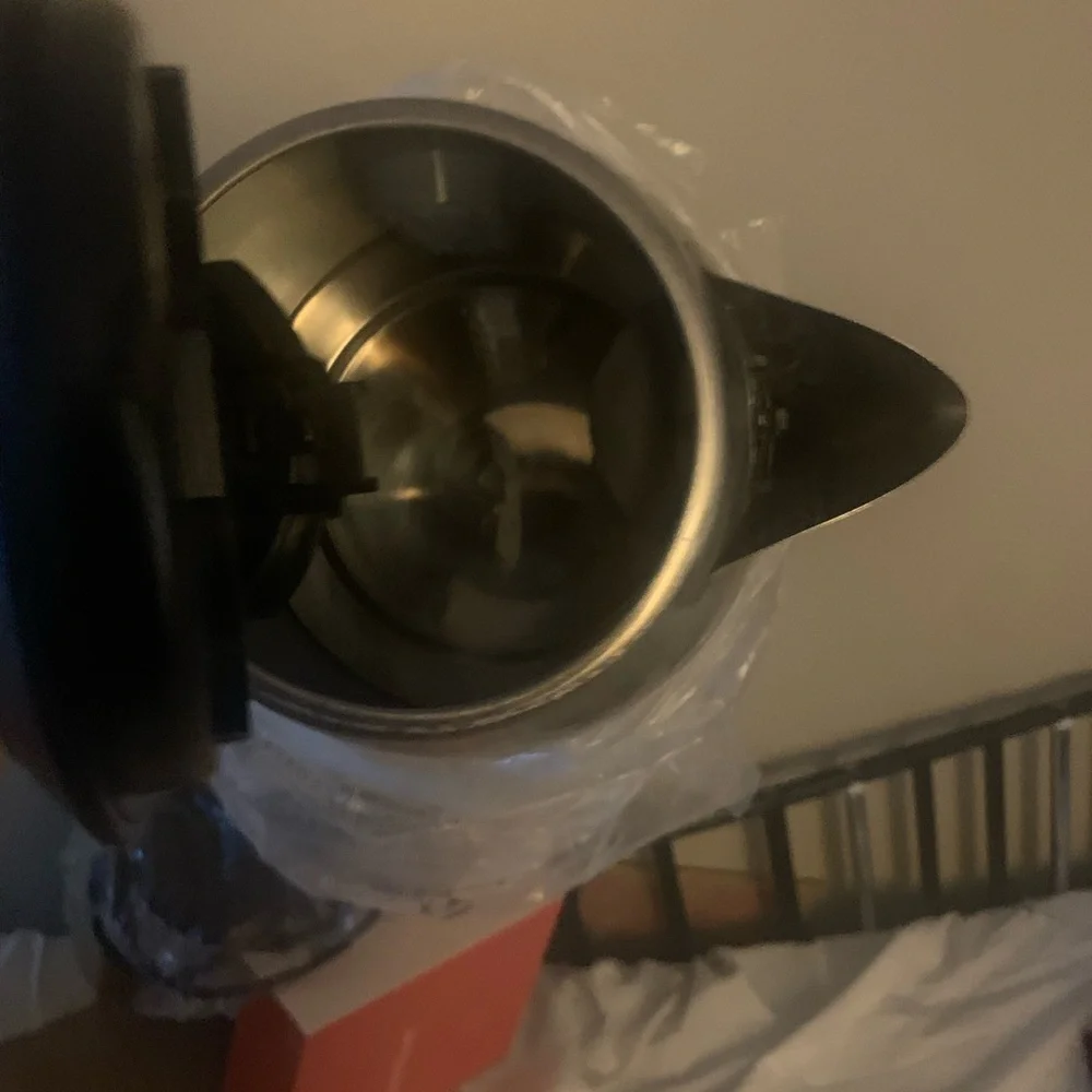 tea kettle - Picture 5 of 10